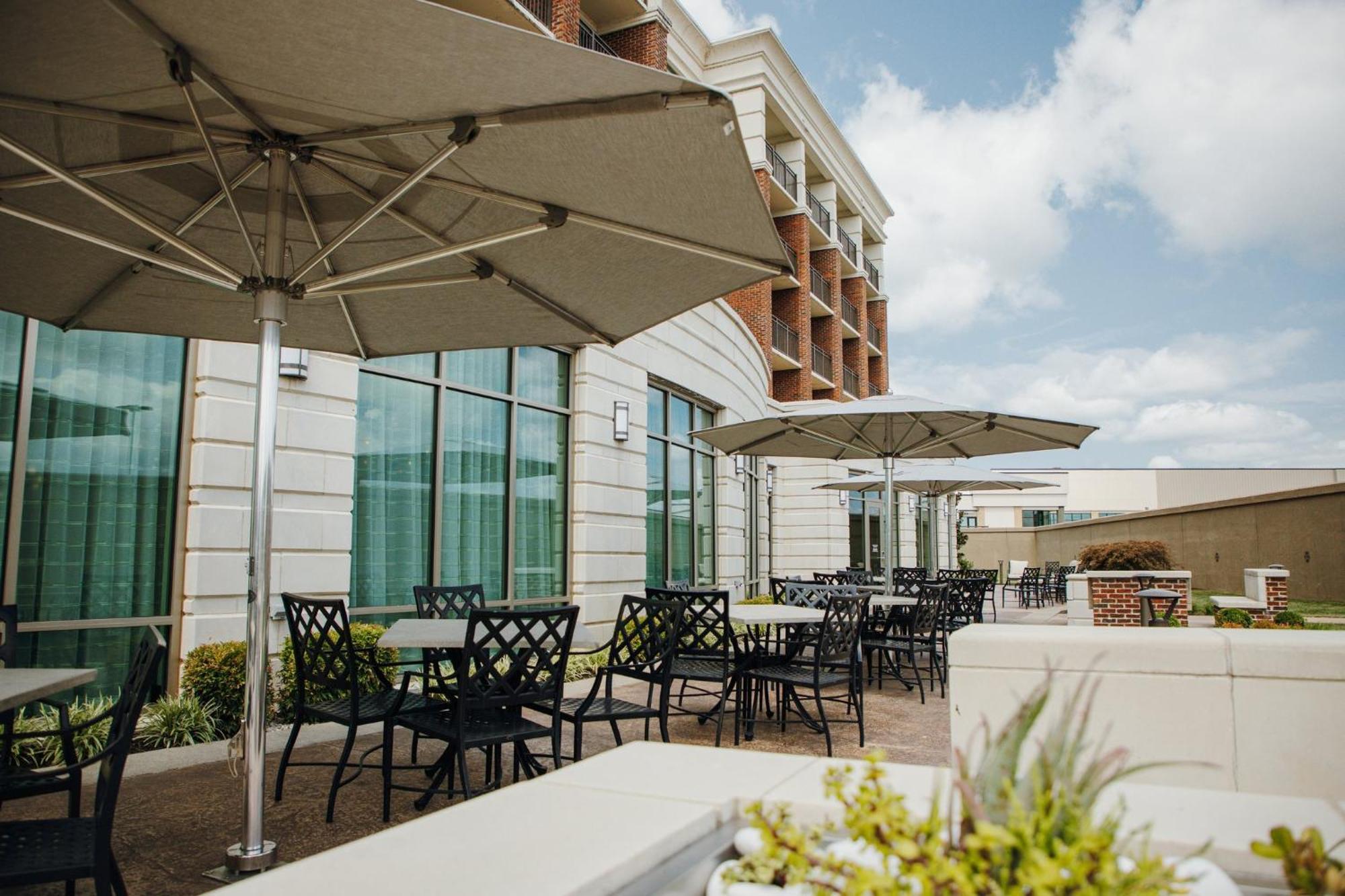 Holiday Inn Paducah Riverfront By Ihg Exterior photo